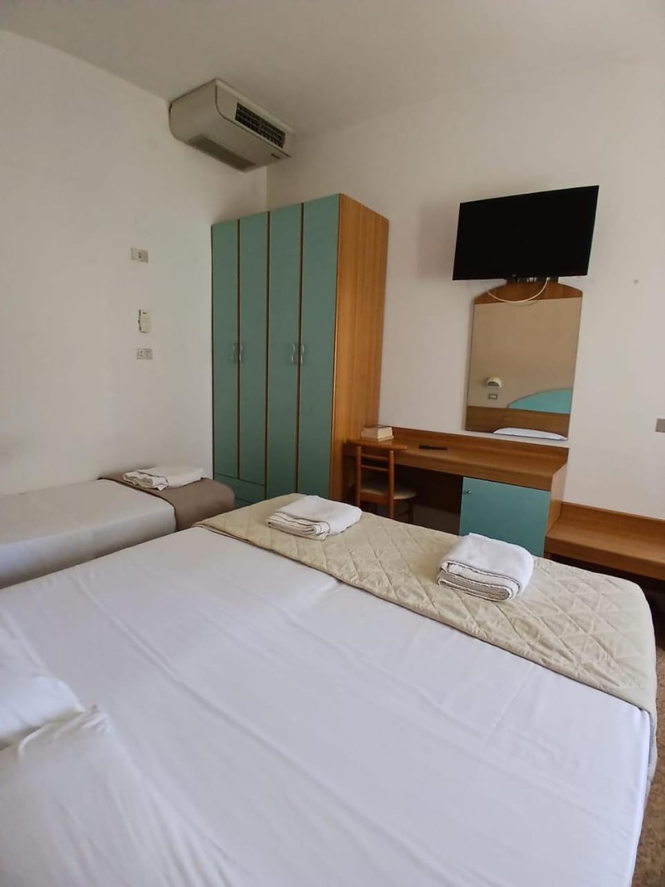 TV and multimedia, towels, wardrobe
