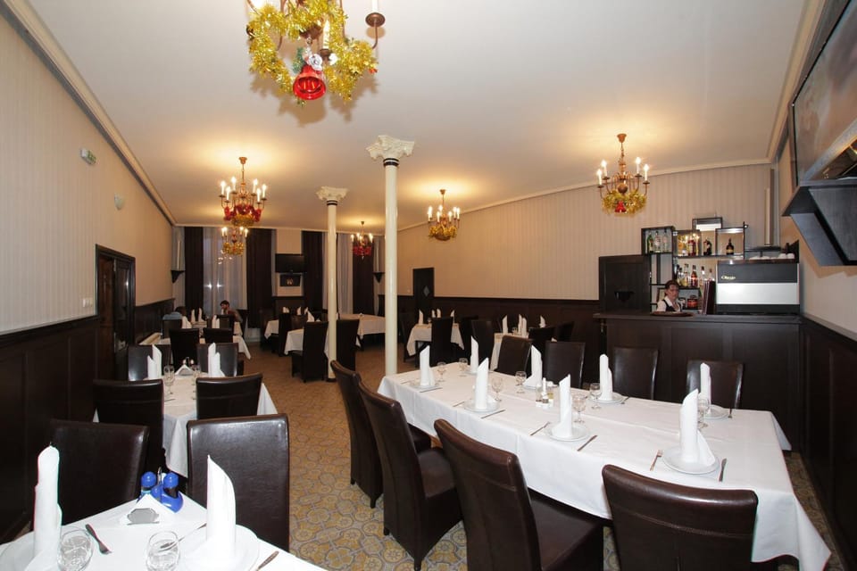 Communal lounge/ TV room, Lounge or bar, Seating area
