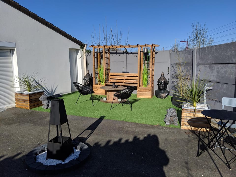 Garden, Balcony/Terrace