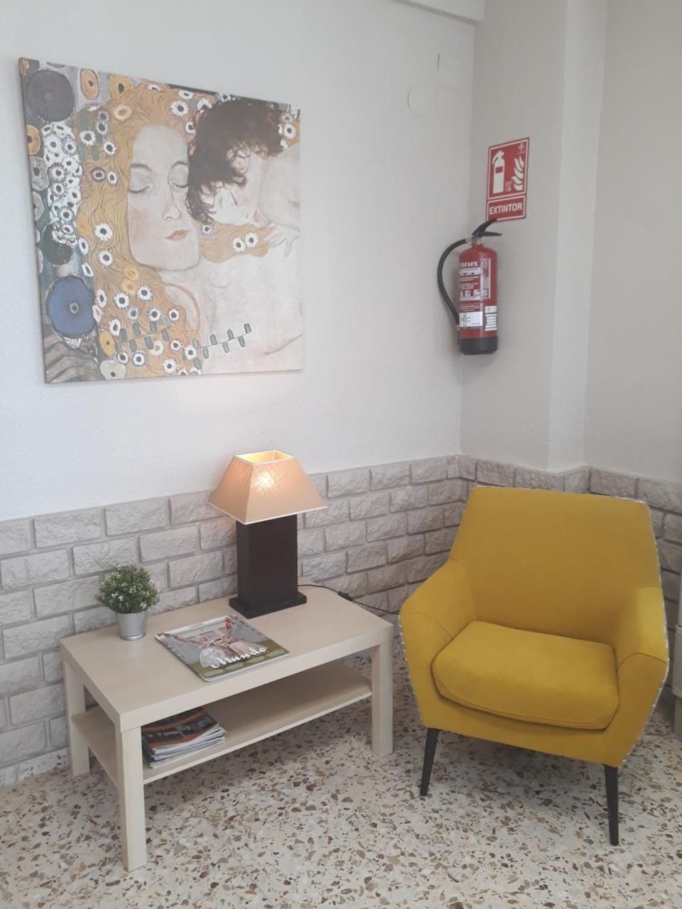 Seating area