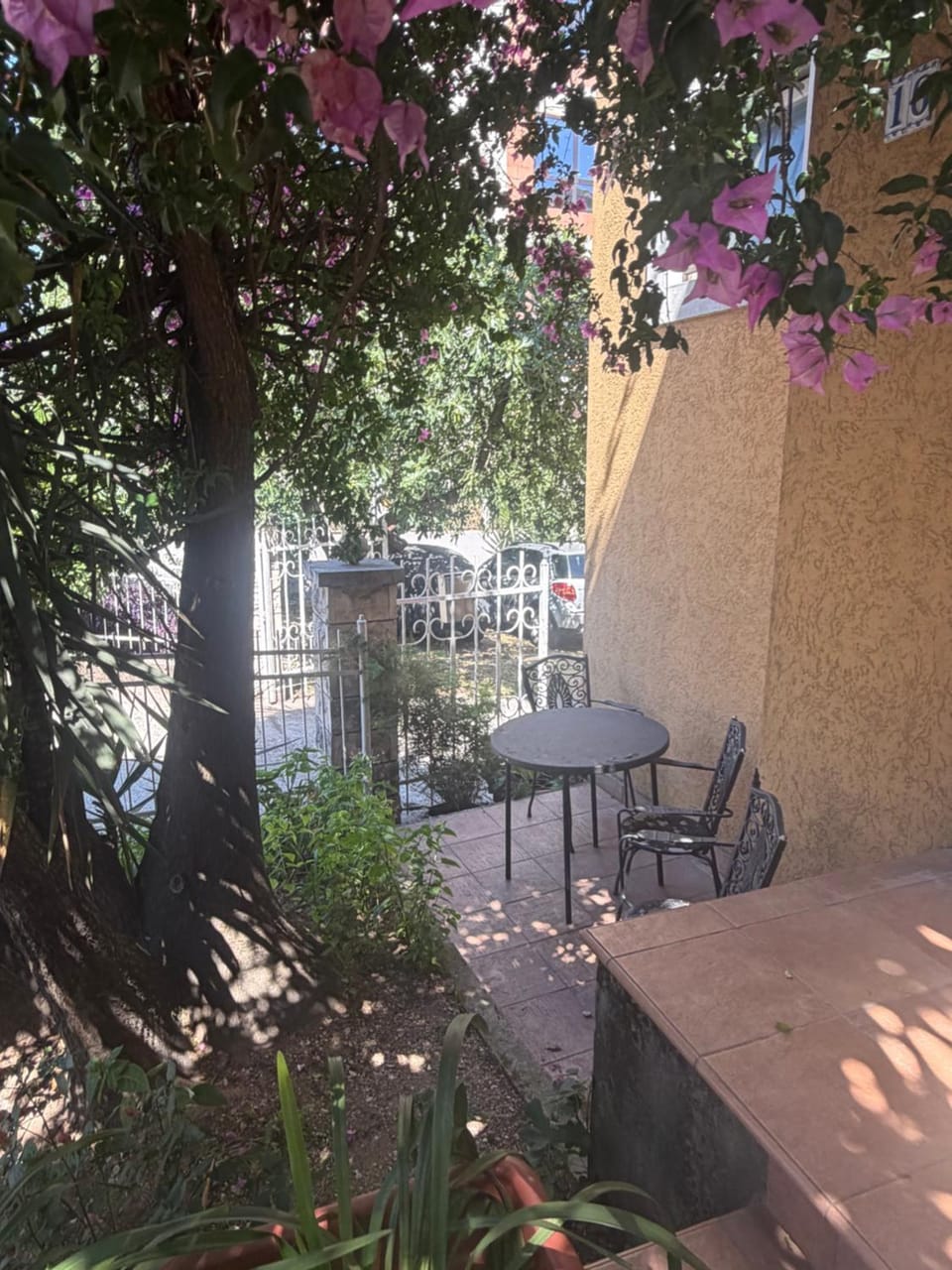 ASTAKOS apartments Budva Bed and Breakfast in Budva