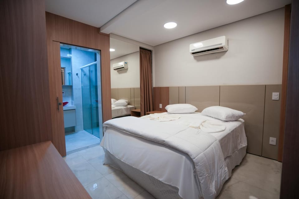 Bedroom, wardrobe
