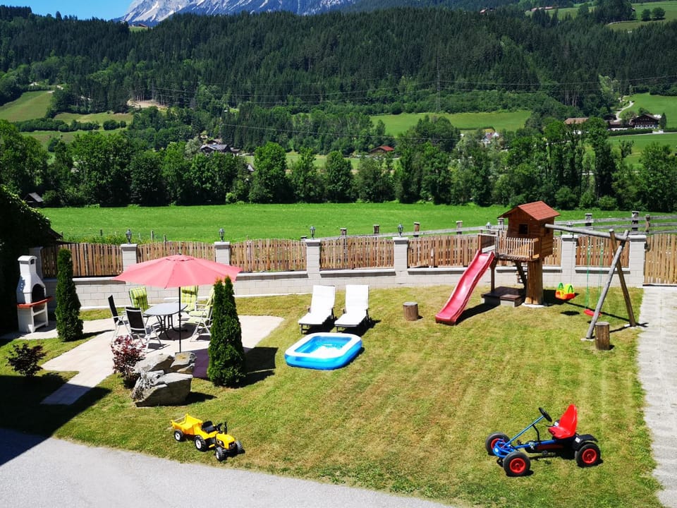BBQ facilities, Children play ground