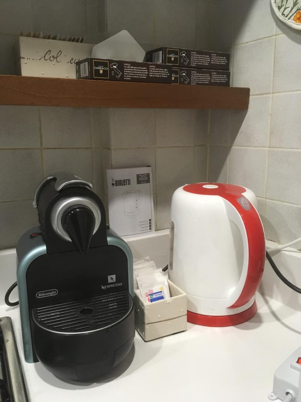 Coffee/tea facilities, Kitchen or kitchenette