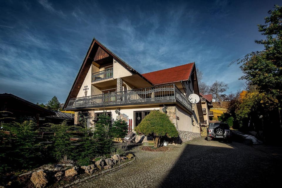 Property building, Day