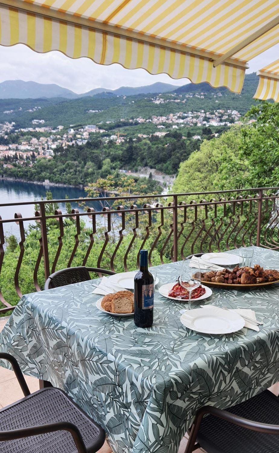 View (from property/room), Balcony/Terrace