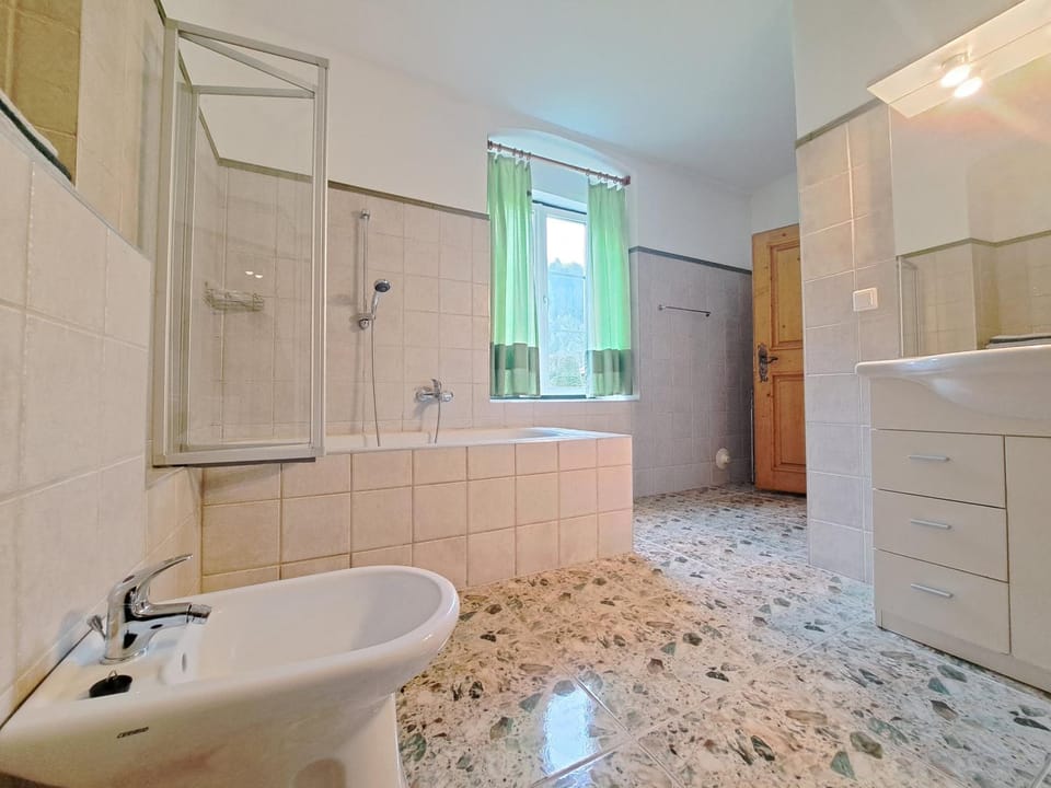 Lindenhof Bed and Breakfast in Styria