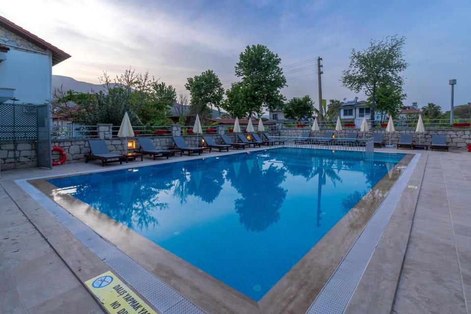 Balcony/Terrace, Pool view
