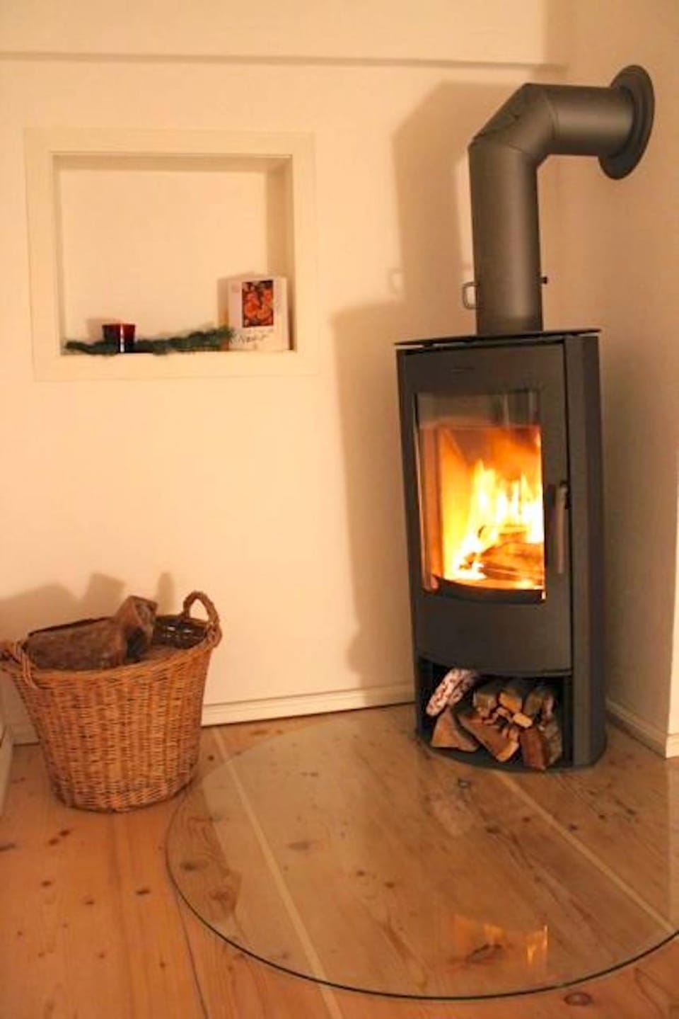 Living room, fireplace