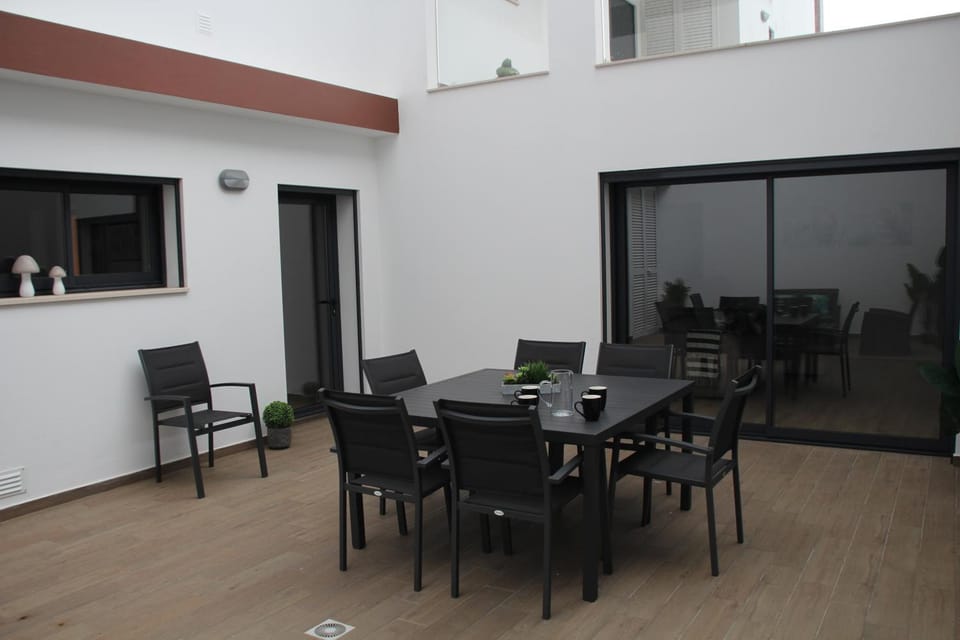 Balcony/Terrace, Dining area