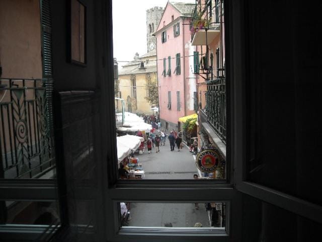 Appartamento in Via Vittorio Emanuele 34 Apartment in Monterosso al Mare