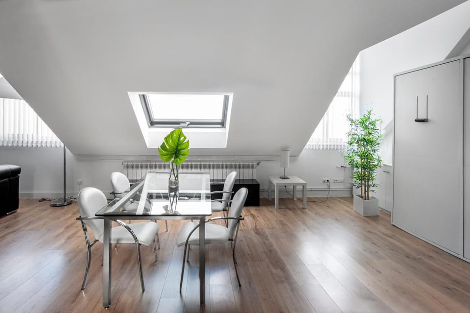 Oktheway Loft Maestranza Apartment in A Coruna