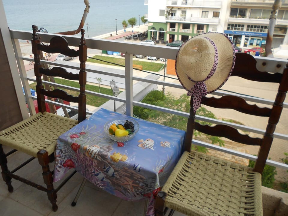 Summer, Balcony/Terrace, City view, Sea view