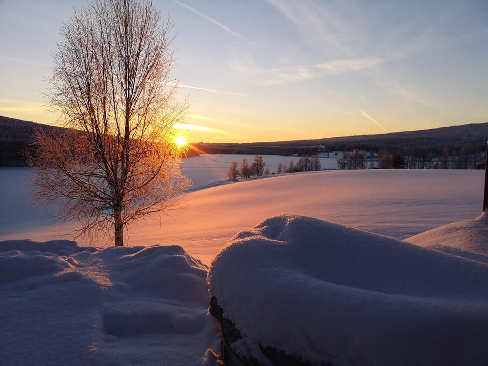 Winter, Hot Tub, On site, Lake view, Sunset