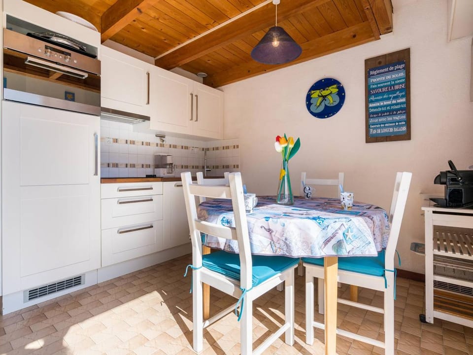 Carnac : Maison calme 2 pièces, 4 pers, Wifi, Animaux admis - FR-1-477-106 Villa in Carnac