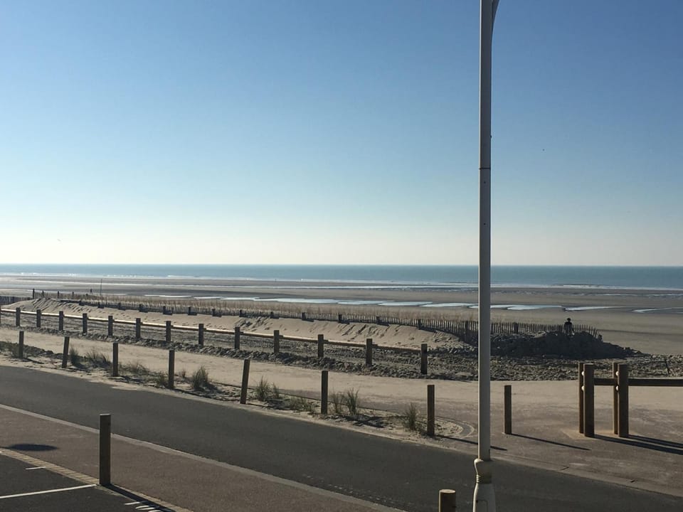 Appartement T2 face mer avec balcon et animaux admis - FR-1-482-16 Apartment in Fort-Mahon-Plage