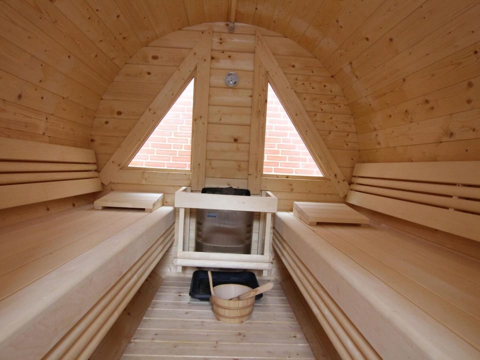 Sauna, Other