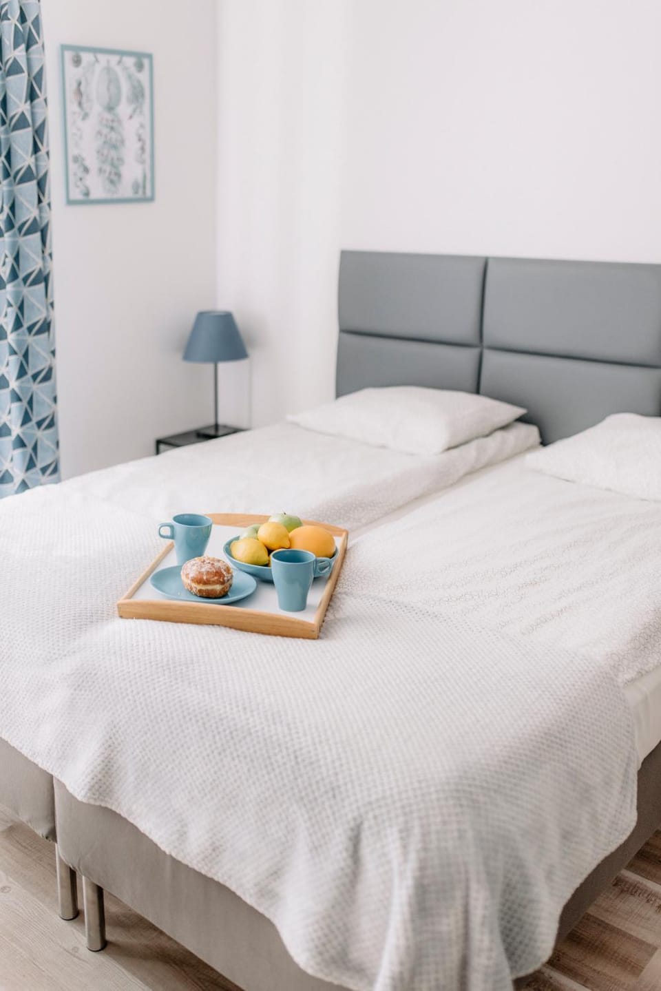 Bed, Food and drinks, Bedroom