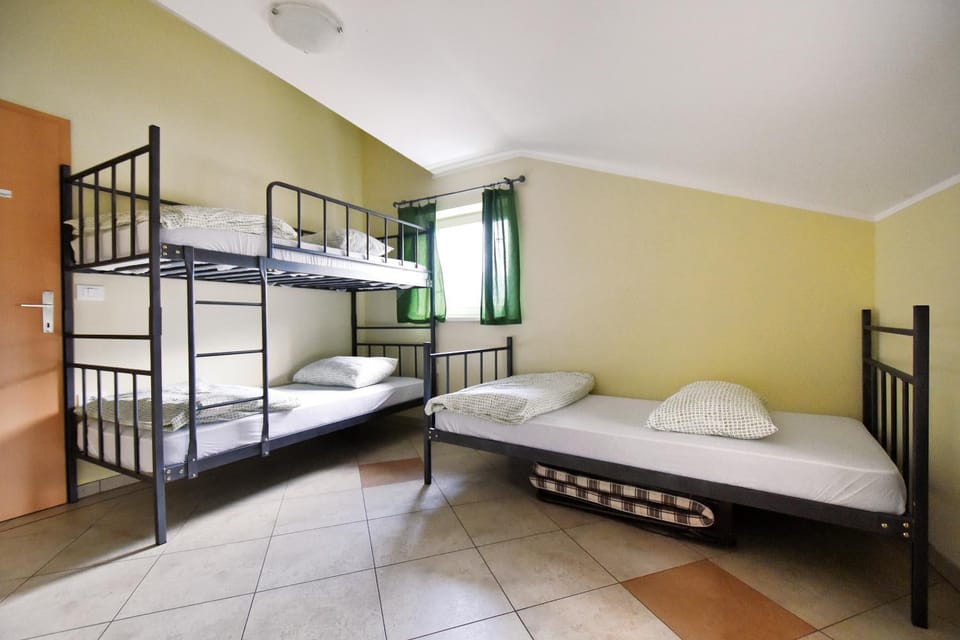 Photo of the whole room, Bedroom, bunk bed