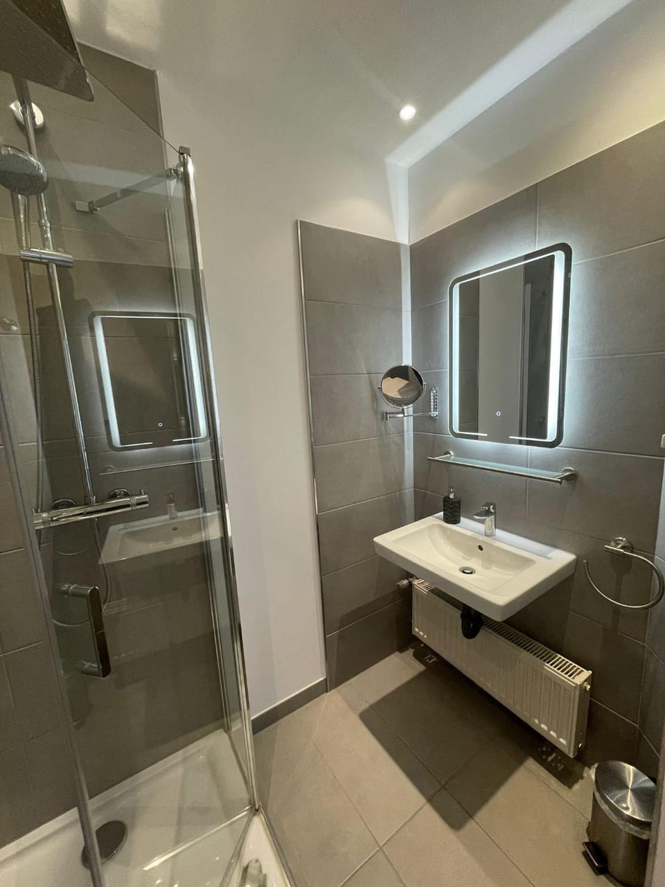 Shower, Bathroom