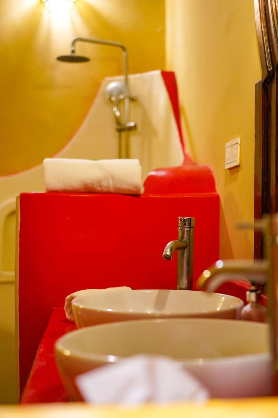 Bath, towels