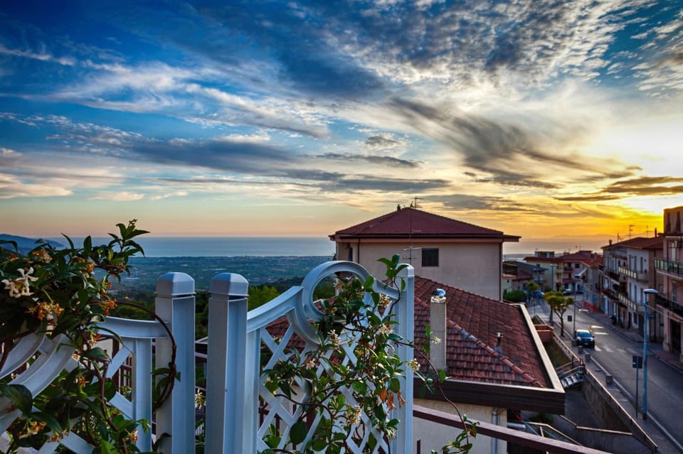 Natural landscape, Balcony/Terrace, Sea view, Sunset