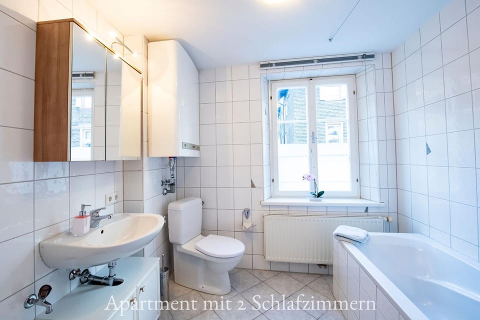 Toilet, Bathroom, Bath, towels