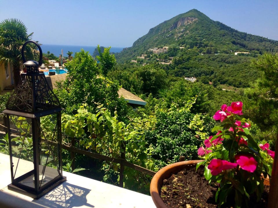 Balcony/Terrace, Mountain view, Sea view