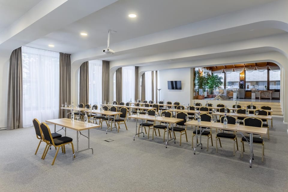Meeting/conference room