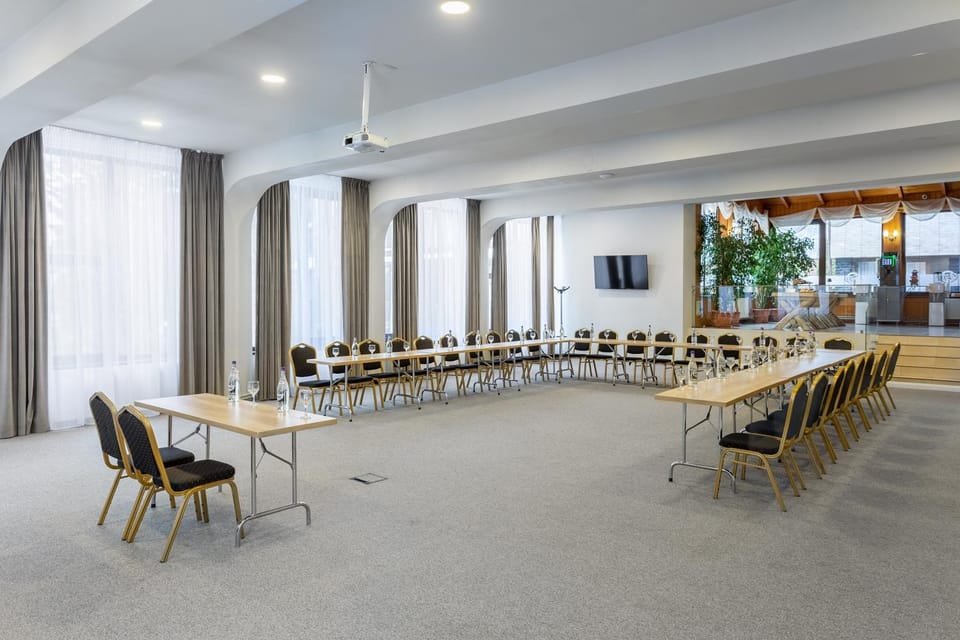 Meeting/conference room