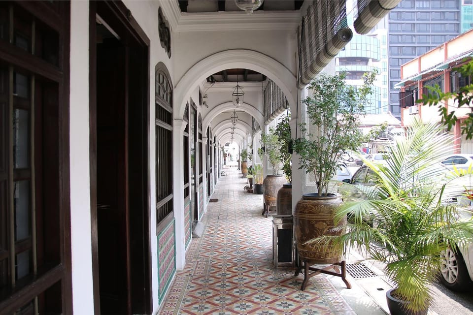 Facade/entrance