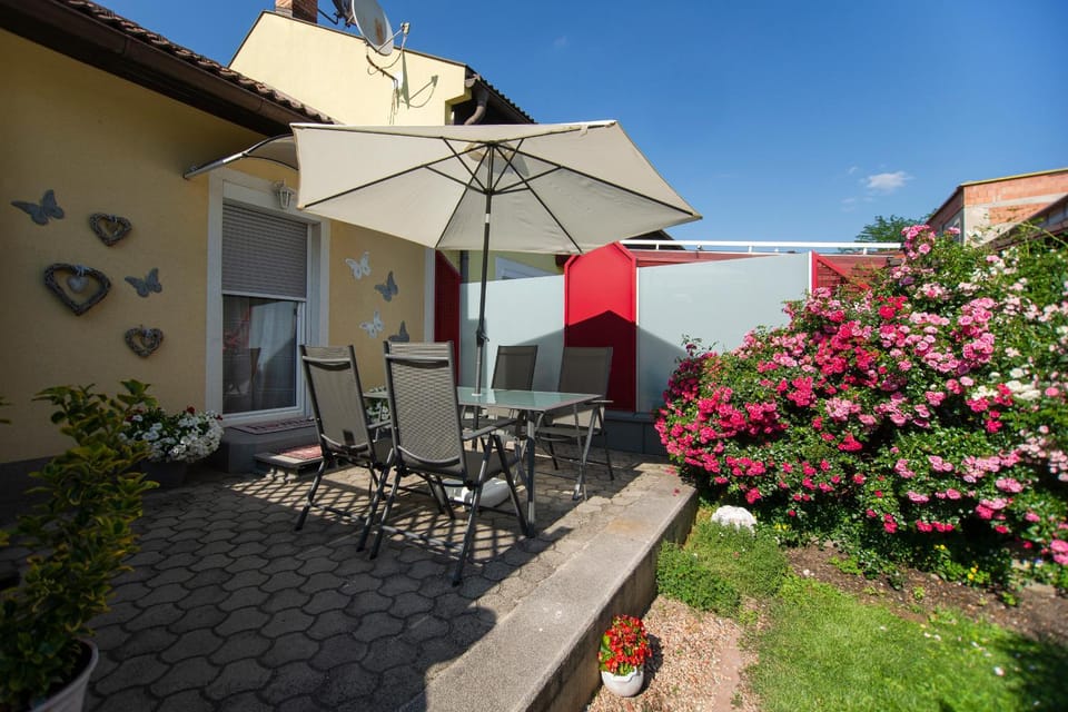 AusZeit Leoben 1 mit Terasse und gratis Parkplatz Apartment in Styria