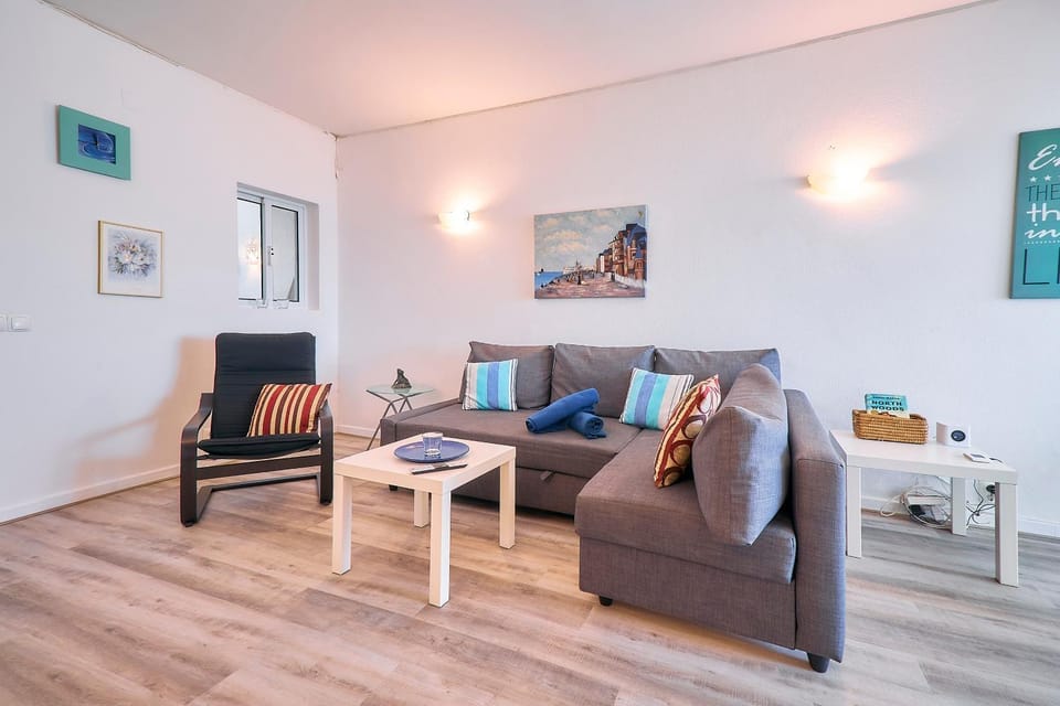 Living room, Sea view