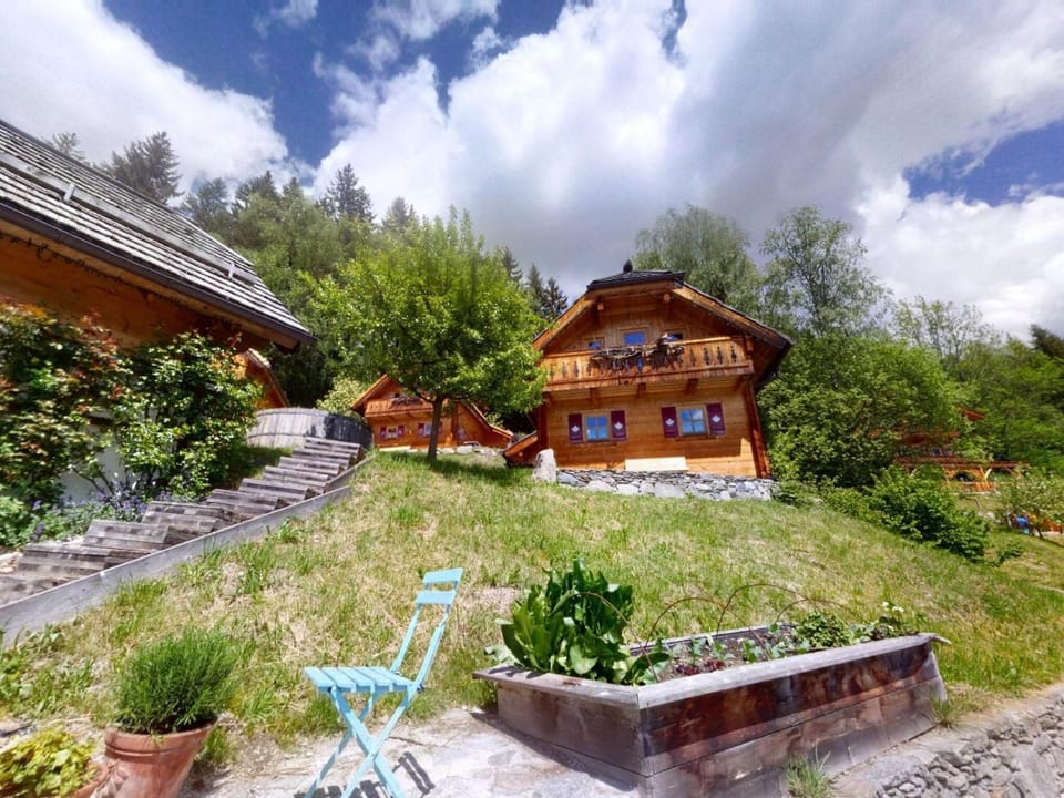 Property building, Garden