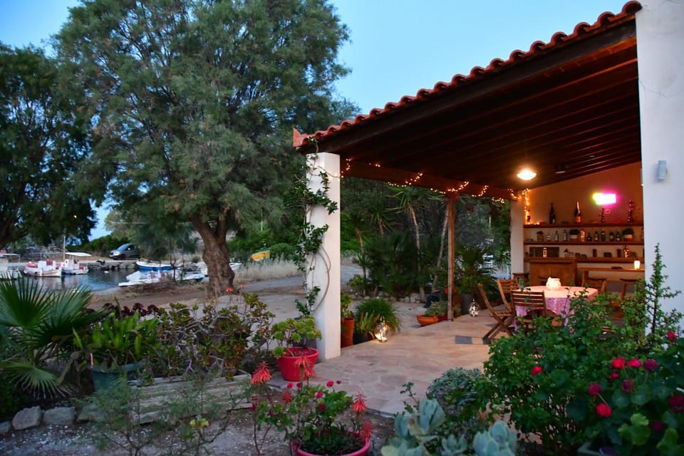 Idyllic Beachfront Island Villa, Aegina Villa in Islands