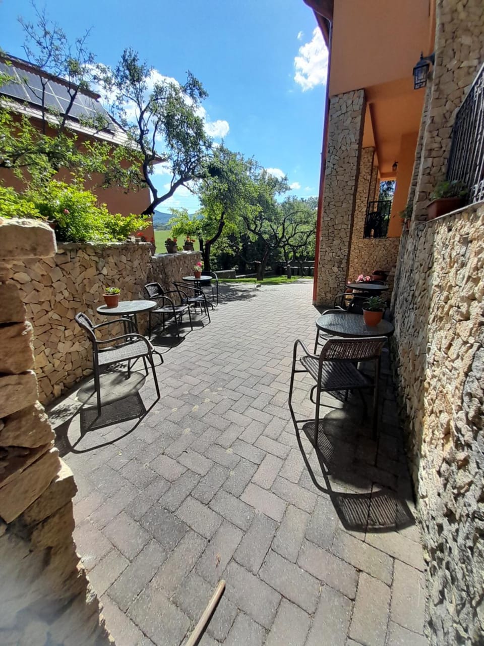 Patio, Internal: Not applicable to any particular room