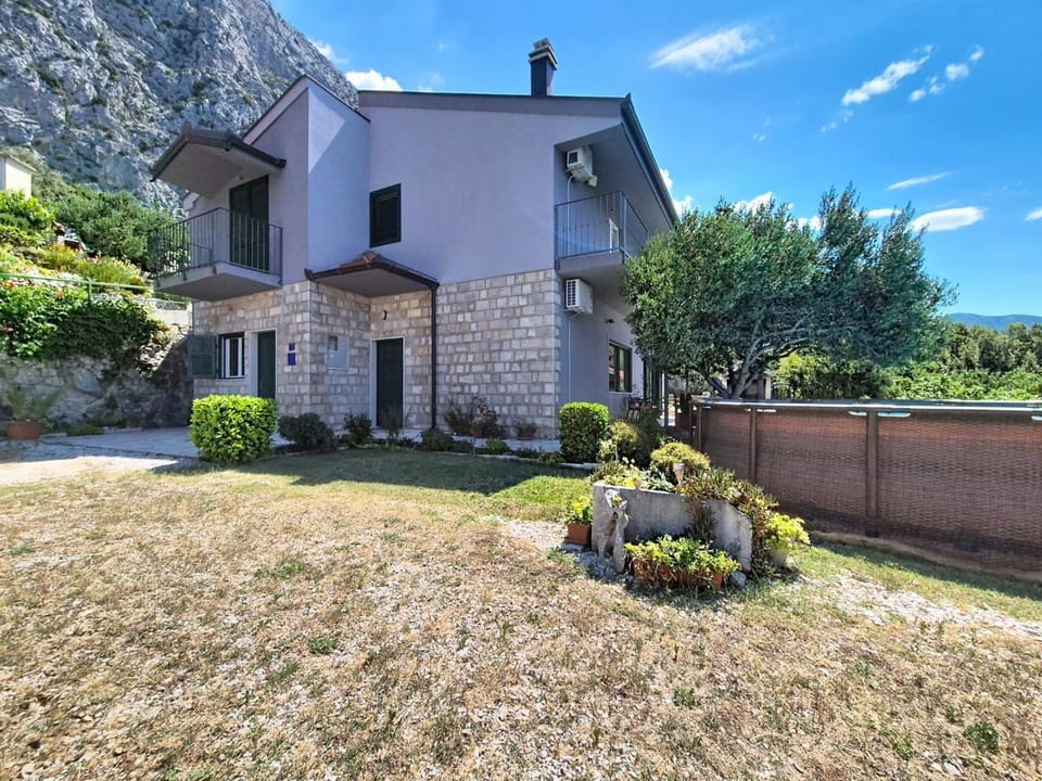 Selak in Tučepi - Haus für 6-7 Personen House in Tučepi