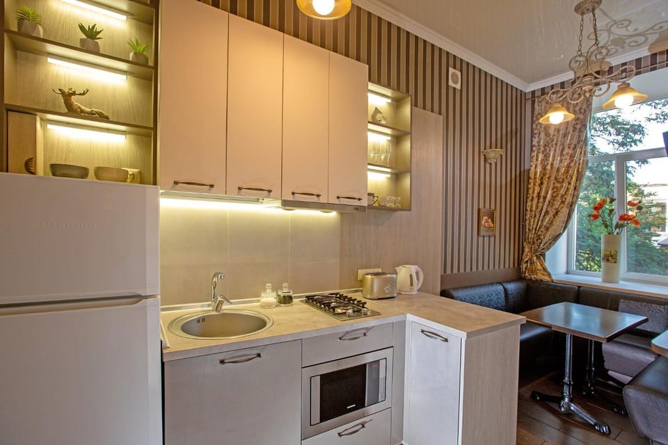 Kitchen or kitchenette