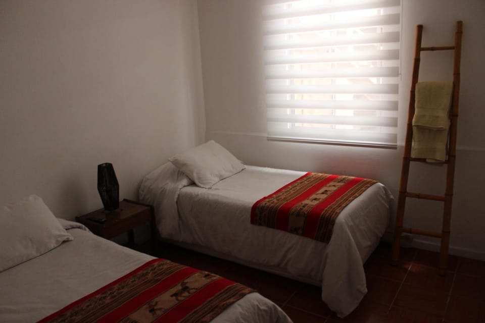 Day, Photo of the whole room
