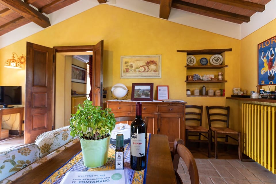 Dining area, kitchen