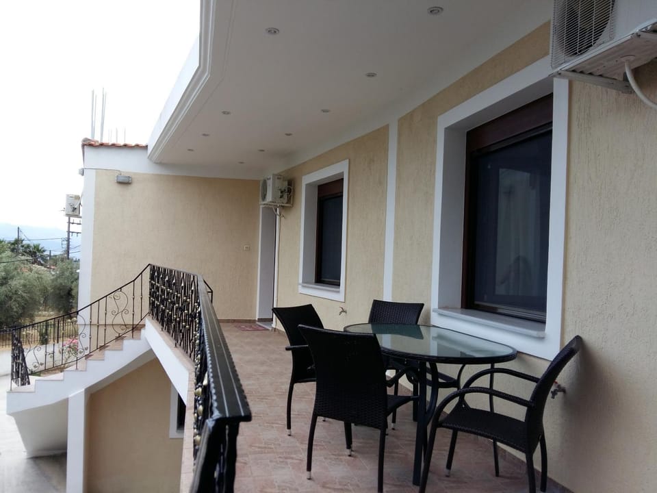 GOUGOUSIS apartments House in Magnesia Prefecture, Greece