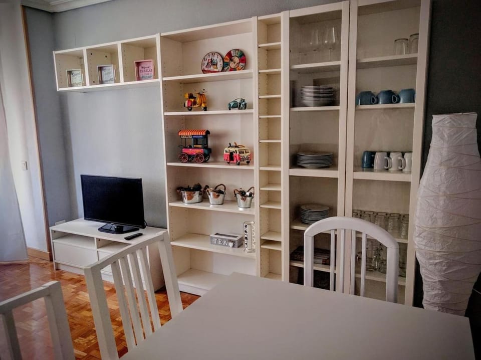 A pocos minutos del centro con PARKING GRATIS en el edificio Nº REGISTRO Vu-74 Apartment in Salamanca