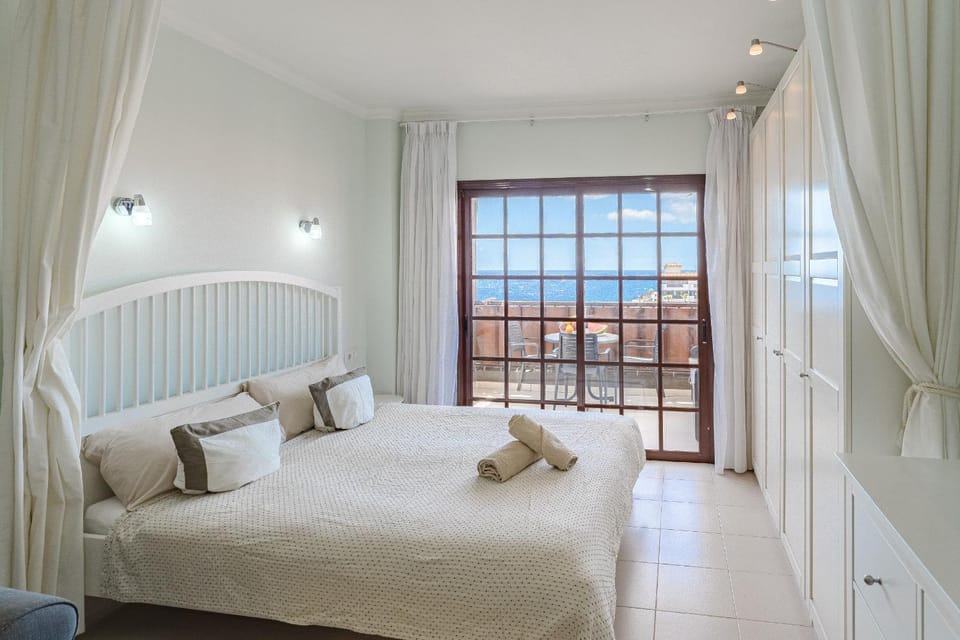 Studio over the ocean Apartment in Costa del Silencio