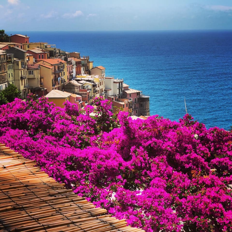 Bed, Garden view, Mountain view, Sea view