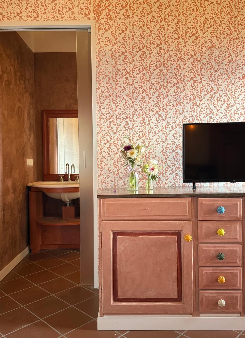 TV and multimedia, Evening entertainment