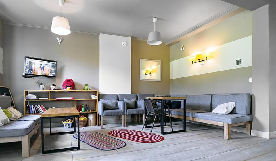 Communal lounge/ TV room, Library, Other, Banquet/Function facilities, Decorative detail, Floor plan