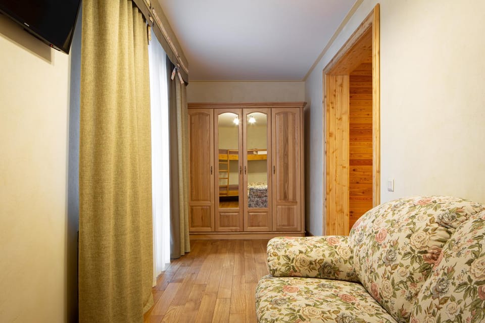 Ganz SKI Lift 5 Hotel in Ukraine