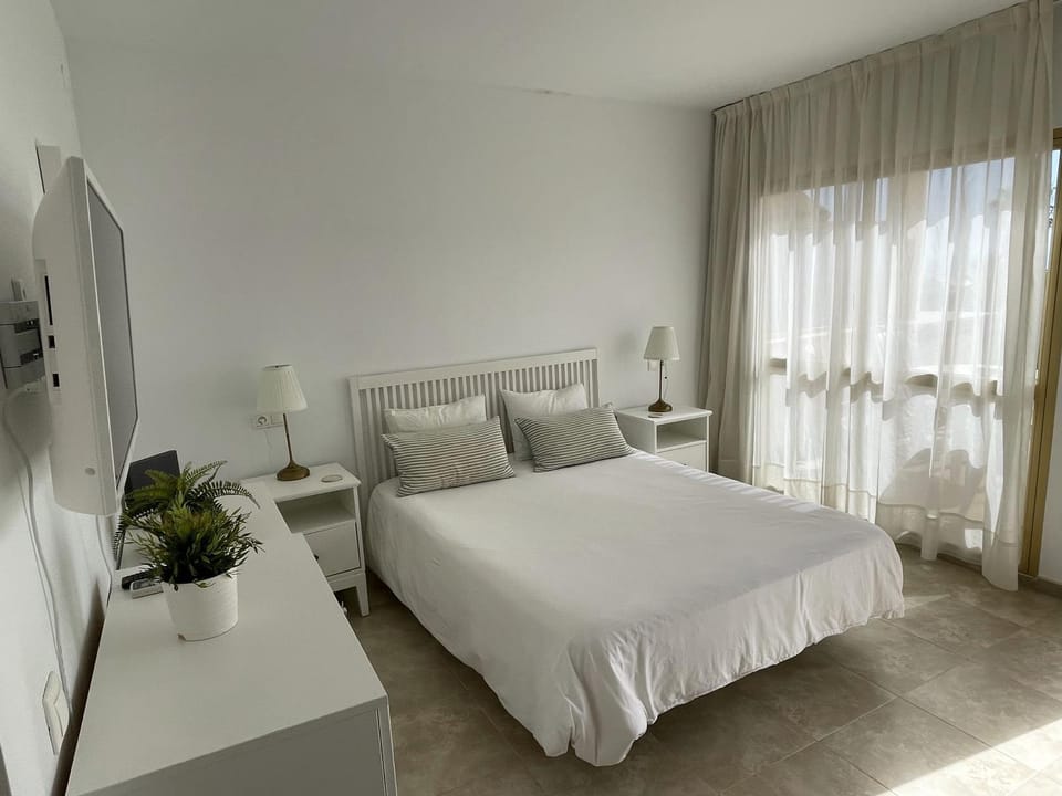TV and multimedia, Bedroom