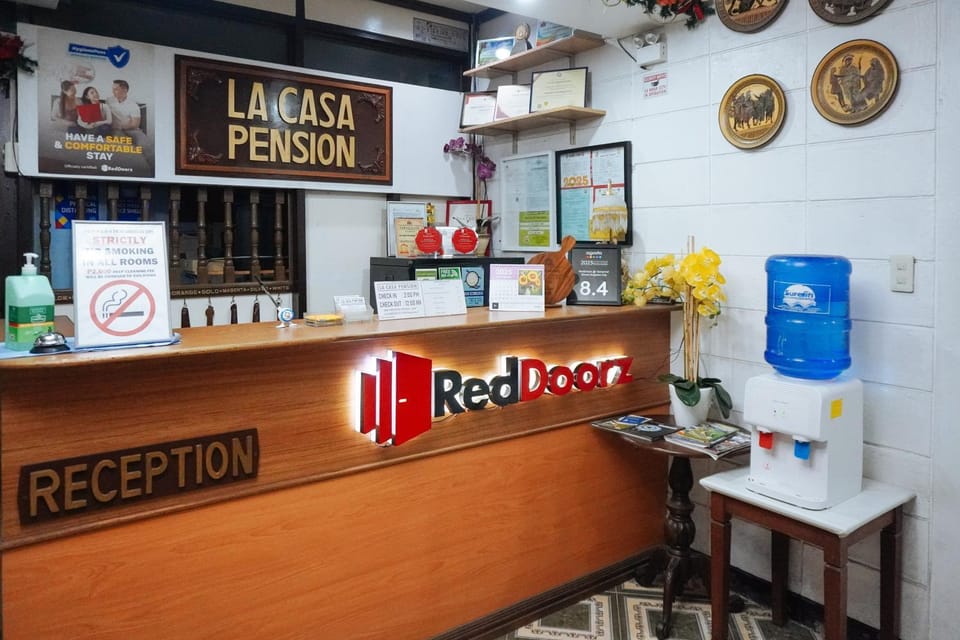 Lobby or reception, Certificate/Award
