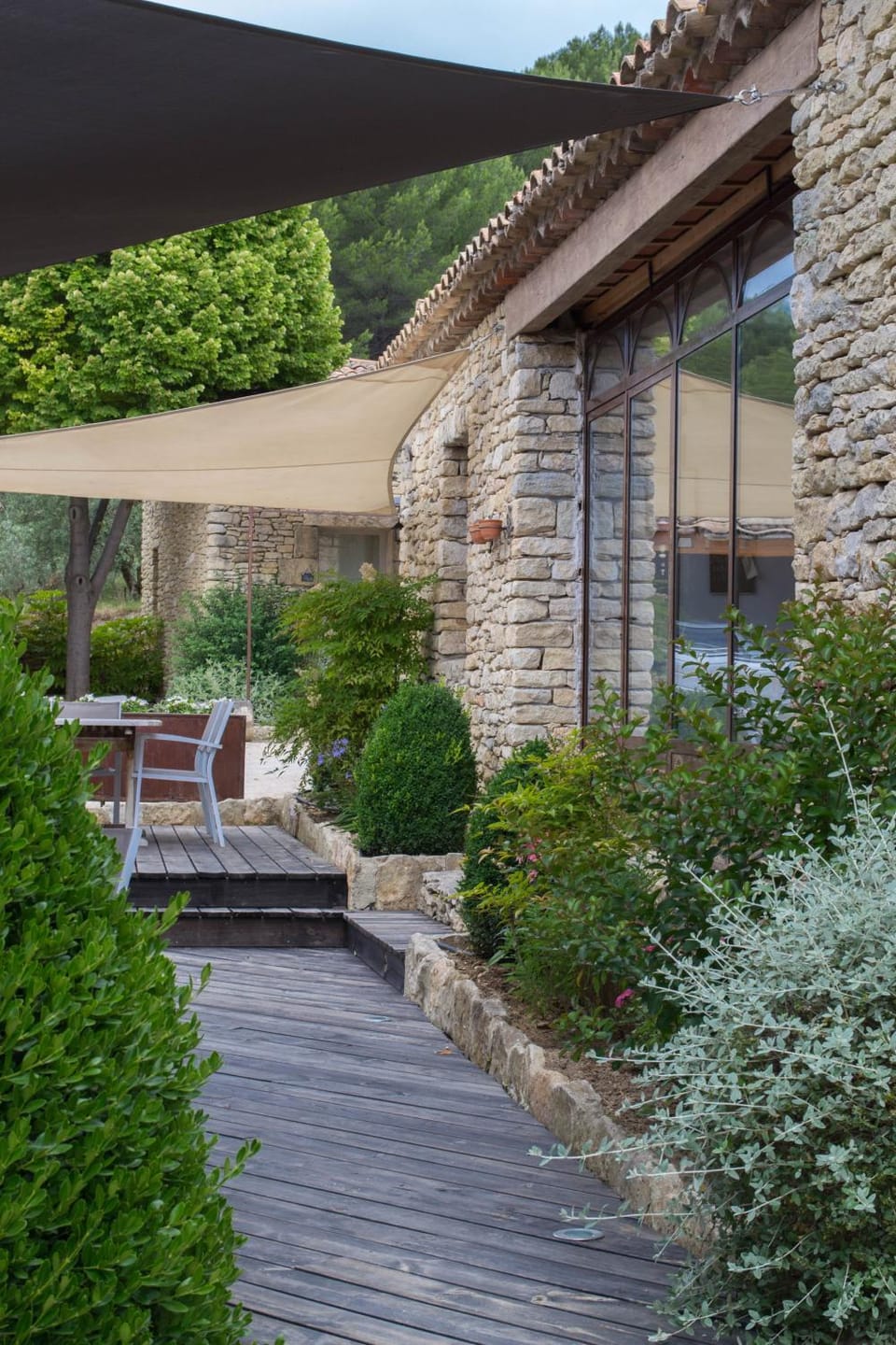 Patio, Dining area